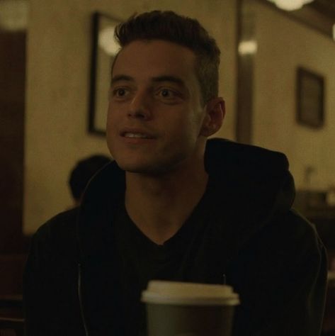 mr robot | elliot alderson | aesthetic icons Mr Robot Aesthetic, Elliot Alderson, Robot Icon, Mr Robot, Night At The Museum, Rami Malek, Gender Envy, Anime, Quick Saves