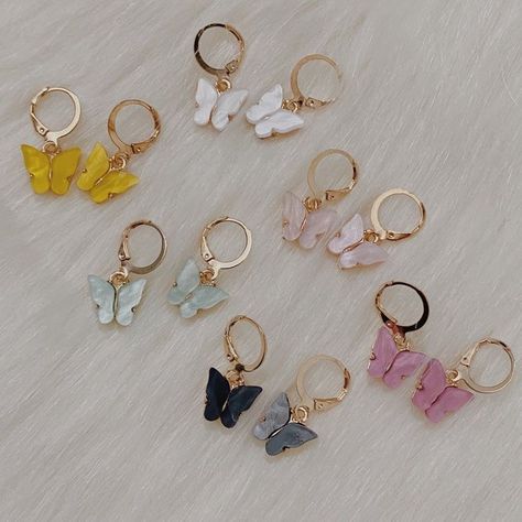 Earrings Aesthetic Butterfly, Cute Butterfly Earrings, Butterfly Earrings Aesthetic, Make Butterflies, Ušný Piercing, Bff Jewelry, Butterfly Earring, Butterfly Earrings Gold, Wedding Diamond