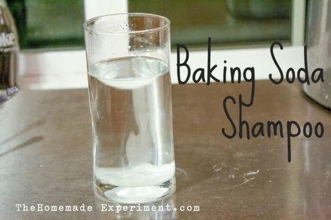 Homemade baking soda shampoo Homemade Baking Soda, Baking Soda Body Scrub, Diy Shampoo Recipe, Homemade Dry Shampoo, Baking Soda Shampoo Recipe, Baking Soda Scrub, Baking Soda Face Mask, Baking Soda For Hair, Baking Soda Bath