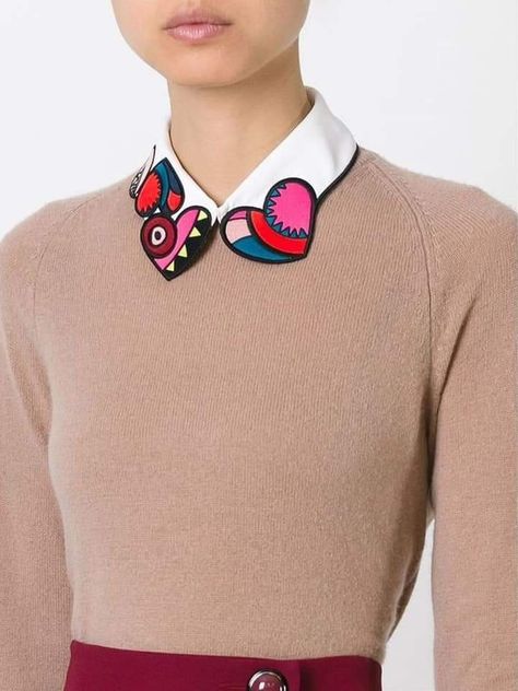 Embroidered Heart, Collar Designs, Ok Ru, Red Valentino, Mode Vintage, Mode Inspiration, Fashion Details, Types Of Collars, Diy Fashion