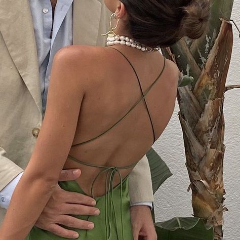 Party Dress Wedding, Long Party Dress, Kendall Style, Tailored Clothes, Dress Wedding Guest, Dress Aesthetic, Aesthetic Women, Open Back Dresses, Gala Dresses