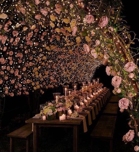 Simple Wedding Decorations, Dream Wedding Decorations, Wedding Planning Decor, Wedding Backdrop Design, Prom Theme, Dream Wedding Venues, Something Unique, Wedding Decor Style, Dream Wedding Ideas Dresses