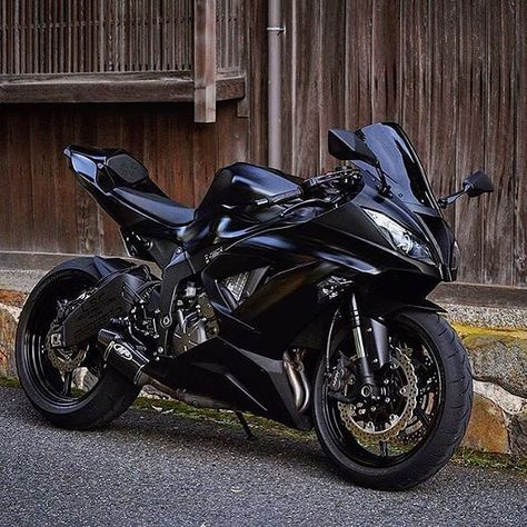 Follow us if you love Motorcycles! -------------------------------------- #motorcycle #motorbike #motor #motorcycles #bike #bikes #bikelife #ride #rideordie #ducati #yamaha #honda #sportbike #biker #instabike #suzuki #streetbike #kawasaki #bikersofinstagram #bikeporn #moto #ktm #twowheels #bikeswithoutlimits #sportbikelife #bmw #instamoto #motogp #vroom #instamotogallery Ninja Bike, Bike Bmw, Kawasaki Zx10r, Kawasaki Bikes, Motorcross Bike, Motos Honda, Kawasaki Ninja Zx6r, Kawasaki Zx6r, Zx 6r