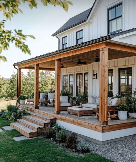 Farmhouse Modern Home Exterior, Coastal Farmhouse House Exterior, Farmhouse Foundation Ideas, Modern Farmhouse Decks, Homey Homes Exterior, Garage To House Walkway, White Siding Wood Accents, Ranch House Inspiration, Homes From Outside