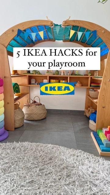 Jasmin 🌈 Playroom, open-ended PLAY, Mum Blog, Montessori insp. on Instagram: "IKEA HACKS FOR YOUR PLAYROOM . Don’t you love a good hack? . We sure do. 😍😍😍 Here are the names of the ikea products listed again: 1. Bamboo plate “HULTET” 2. Plate holder “NYPLOCKAD” 3. Basket “FLÅDIS” 4. Tray “SKALA” 5. Boxes “KNAGGLIG” The idea with the hole in the bamboo plate is an old one by Tara @the.littles.learn that we absolutely love. . . . . . . . . . . . @ikea @ikeadeutschland @ostheimerwoodentoys @c Ikea Eyfs Hacks, Ikea Ploga, Ikea Plate Holder Hack, Waldorf Ikea, Playroom Ikea Ideas, Montessori Ikea Ideas, Ikea Hacks Playroom, Ikea Montessori Bedroom, Ikea Daycare Ideas