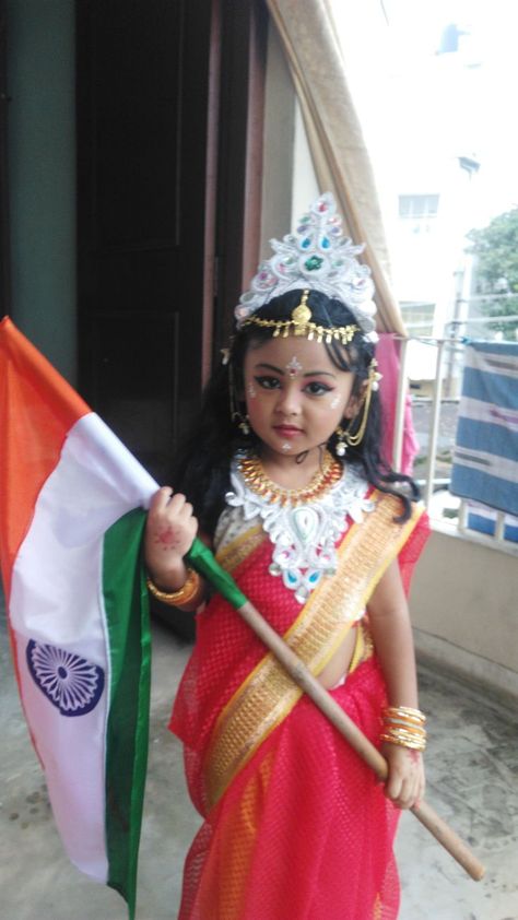 Bharat Mata #Arshia Mother India, Hindi Good Morning Quotes, Baby Photoshoot, Baby Photos, Fancy Dress, Harajuku