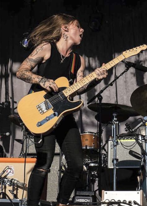 Boygenius Concert Outfit Ideas, Baker Tattoo Ideas, Boygenius Concert Outfit, Julien Baker Tattoo, Boygenius Concert, Juilen Baker, Outfit Ideas Tomboy, Baker Tattoo, Tomboy Outfit Ideas