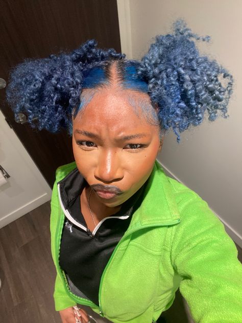 Blue Hair On Black Women Natural, Light Blue Hair Curly, Dyed Curly Hair Ideas Colour Blue, Pink And Blue Natural Hair, Black And Blue Curly Hair, Blue Hair Color Black Women, Blue Curly Hair Black Women, Blue Hair Black Women Natural, Colorful Hair Black Women