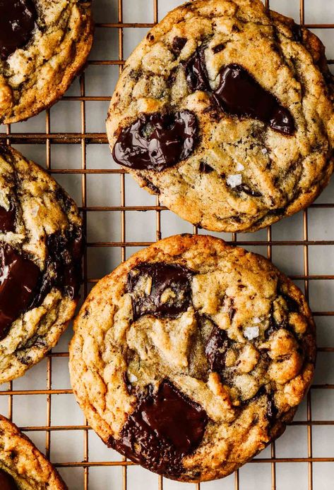 Chewy Gooey Sourdough Chocolate Chip Cookies • Heartbeet Kitchen Sourdough Discard Chocolate Chip Cookies, Discard Chocolate Chip Cookies, Vegetarian Winter Recipes, Lasagna Bites, Heartbeet Kitchen, Sourdough Chocolate Chip Cookies, Sourdough Cookies, Sourdough Starter Discard Recipes, Starter Discard Recipes