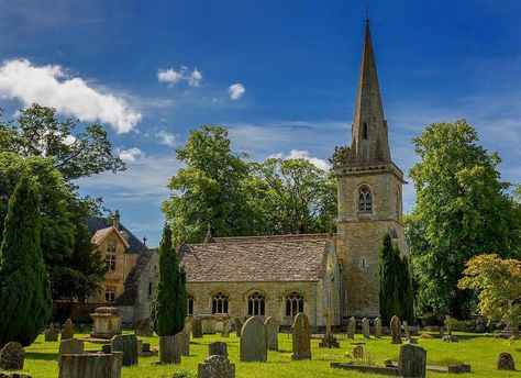 Mary The Virgin, Country Cottage Homes, European Village, South West Coast Path, Country Cottages, Village Green, Quaint Cottage, English Village, Old Churches