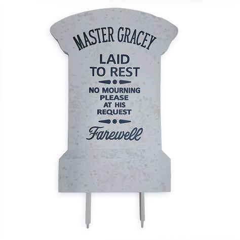 The Haunted Mansion Master Gracey Garden Tombstone Replica Diy Haunted Mansion, Haunted Mansion Decor, Mansion Decor, Disney Halloween Decorations, Haunted Mansion Halloween, Halloween Candy Bowl, Sleeping Beauty Maleficent, Mickey Mouse Pumpkin, Halloween Kitchen Towels