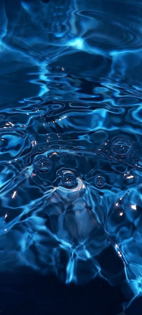 Blue Water Wallpaper, Swimming In The Ocean, Blue Aesthetic Dark, Zestaw Ikon, Dark Blue Wallpaper, Everything Is Blue, Cute Blue Wallpaper, Water Aesthetic, Light Blue Aesthetic