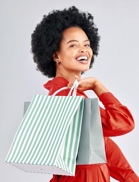 Photo shopping bag happy portrait and wo... | Premium Photo #Freepik #photo #shopping #sale-people #people-shopping #sale-woman Discount Sale Design, Girl With Shopping Bags, Anatomy Help, Bestie Christmas, Shopping Photos, Stock Photos People, Happy Portrait, Shoot Concept, Jewellery Shoot