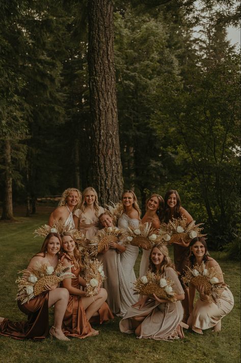 Western Bridesmaids, Boho Bridesmaids, Bridesmaids Bouquets, Boho Bridesmaid, Oregon Wedding, Wedding Plans, Bridesmaid Bouquet, Bouquets, Oregon