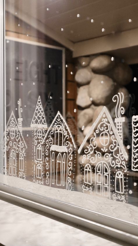 window Christmas decor Diy Christmas Window, Christmas Window Painting, Window Drawing, Christmas Window Display, Winter Window, Christmas Window Decorations, Christmas Chalkboard, Xmas Deco, Christmas Kitchen Decor