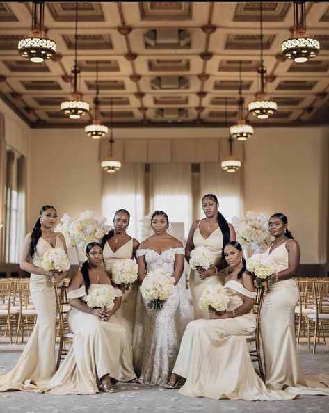 Taupe Wedding Colors, Brown Wedding Themes, Beige Bridesmaid Dress, Wedding Theme Color Schemes, Taupe Wedding, Black And White Wedding Theme, Dream Wedding Reception, White Wedding Theme, Dream Wedding Decorations