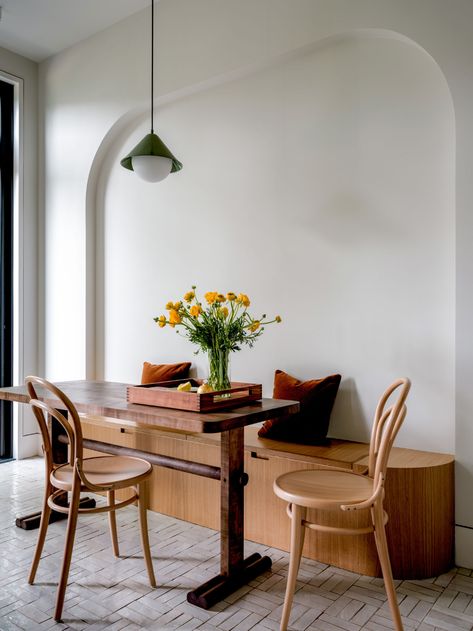 Kitchen Bench Seat, Bench Kitchen Table, Built In Sink, Breakfast Rooms, Kitchen Banquette, Living Tv, Brooklyn Brownstone, Integrated Sink, Steel Deck