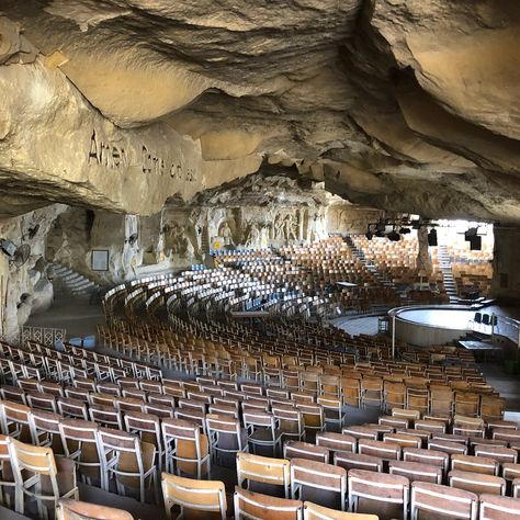 Cave Palace, Mellisani Cave Greece, Chislehurst Caves, Underground Crystal Cave, Cave Stalagmite, Underground Caves, Natural Swimming Ponds, Old Egypt, Swimming Pond