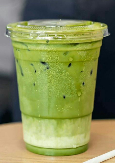 Minuman Green Tea, Es Matcha, Air Green Tea, Matcha Iced Coffee, Green Tea Aesthetic, Ice Green Tea, Cireng Isi, Green Tea Milk, Iced Black Coffee