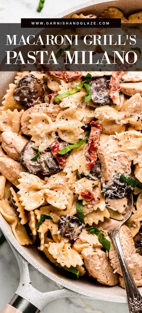 Macaroni Grill's delicious Chicken Pasta Milano can be made right at home! In less than 30 minutes and with a few simple ingredients, your family will be sitting down to a creamy garlic pasta dish everyone is sure to love! #pastarecipe #chickenpastarecipes #copycatrecipes | GarnishandGlaze.com Pasta Milano Macaroni Grill, Pasta Milano Macaroni Grill Recipe, Pasta Milano, Chicken Milano, Macaroni Grill Recipes, Creamy Garlic Chicken Pasta, Macaroni Grill, Grilled Chicken Pasta, Creamy Garlic Pasta