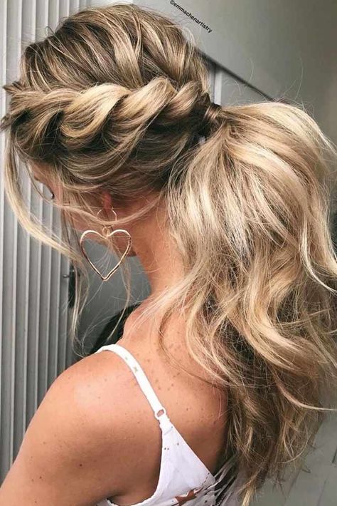 Elegant Twisted Low Side Pony #ponytail #ponytailhairstyles #hairstyles #longhair #blondehair ❤️Looking for impressive ponytail hairstyles? High messy styles, perfect updo ideas, volume hacks, and lots of cool hairdos are here! ❤️ See more: http://lovehairstyles.com/ponytail-hairstyles/ #lovehairstyles #hair #hairstyles #haircuts Deb Hairstyles, Trend Hairstyles, Tail Hairstyle, Gif Illustration, Food Makeup, Prom Hair Updo, Twist Ponytail, Disney Instagram, Fishtail Braid