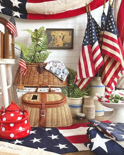 Steph Harkins / Vintage Finds (@inwiththeoldgoods) • Instagram photos and videos Spring Americana T-shirt With Flag Print, Outdoor Tablescapes, Pottery Barn 4th Of July Decor, Vintage Patriotic Vignettes, Vintage Red White And Blue, American Flag Decor, Checker Board, Star Spangled Banner, The American Flag