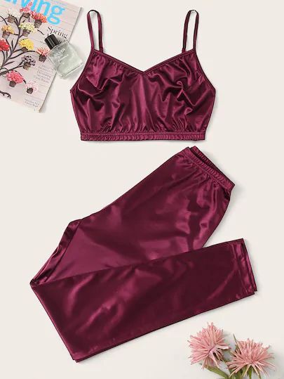 Top With Pants, Lingerie Outfit Night, Crop Cami Top, Cute Sleepwear, Pajama Outfits, Cute Lazy Outfits, Cute Lingerie, Lingerie Outfits, Pretty Lingerie