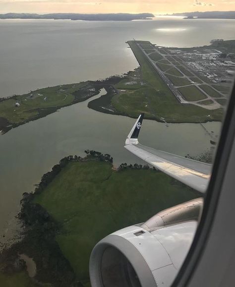 Auckland Airport Auckland Airport, Trip To Korea, Famous Youtuber, Air New Zealand, Living My Best Life, Commercial Aircraft, Civil Aviation, My Best Life, British Airways