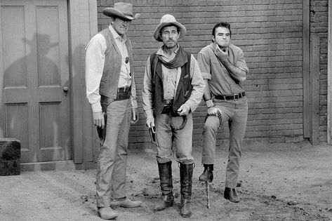 James Arness Gunsmoke, Ken Curtis, James Arness, Actor James, Actor Studio, Matt Dillon, Burt Reynolds, Tv Westerns, Will Arnett