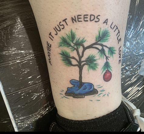 Charlie Brown Christmas Tree Tattoo with Quote Charlie Brown Tree Tattoo, Charlie Brown Christmas Tattoo, Peanuts Gang Tattoo, Charlie Brown Christmas Tree Tattoo, Tree Tattoo With Quote, Charlie Brown Tattoo Ideas, Grinch Tattoo Ideas, Charlie Brown Tattoo, Peanut Tattoo