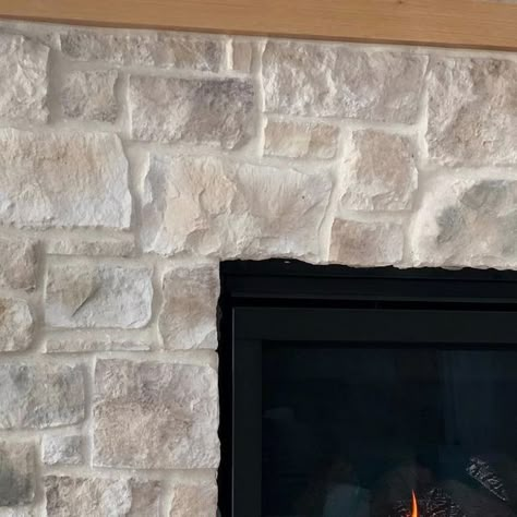 VB Builders And Graystone on Instagram: "Cozy Sunday enjoying this beautiful “Loire valley” stone from @eldoradostone 🤍   #modernfarmhouse #vbbuildersandassociates #eldoradostone #potterybarn #fireplacedesign" Tv Above Fireplace, Eldorado Stone, Cozy Sunday, 3 Season Room, Fireplace Built Ins, Living Room Redo, Stone Backsplash, Melrose Place, Home Fireplace