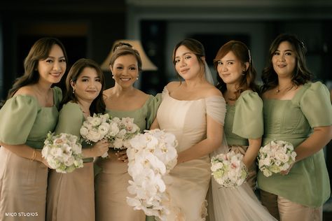 A Wedding Dream Come True: See the Official Wedding Photos of Angeline Quinto and Nonrev Daquina | https://brideandbreakfast.ph/2024/04/26/angeline-quinto-wedding/ Bridesmaid Dresses Philippines, Filipiniana Bridesmaid, Ninang Dress For Wedding Philippines, Filipiniana Wedding Theme, Filipiniana Wedding, Philippine Wedding, Filipino Wedding, Wedding Philippines, Modern Filipiniana