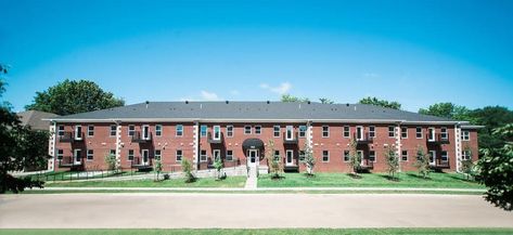 The Ultimate Ranking of Freshman Dorms at the University of Iowa - Society19 Umich Dorm, University Of Iowa Dorm, Wofford College, Ou Dorm University Of Oklahoma, Iowa University, Freshman Dorm, Iowa, University, House Styles