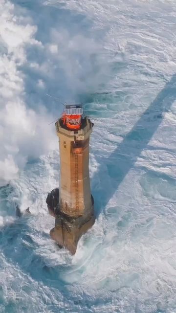 EARTH OFFICIAL on Instagram: "@mathieurivrin_photographies catches the raging storm in France’s Ushant around the Nividic Lighthouse. 🌊 Did you know that this is the first automatic lighthouse in the world?! 💡 How epic is this shot? ❤️ 📽 @mathieurivrin_photographies 📍 Nividic Lighthouse, Ushant, France 🎶 Gibran Alcocer - Idea 10" Lighthouse Storm, Storm Photography, Lighthouse Pictures, Beautiful Video, Beautiful Lighthouse, Divine Nature, Wow Video, Clipuri Video, Surfing Waves