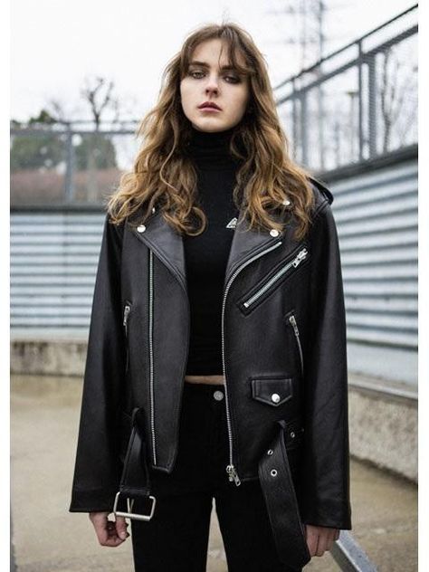 Lether Girl Jacket Outfit, Cactus Photoshoot, Johnny Edlind, Rider Jacket, Leather Jacket Girl, Best Leather Jackets, Look Rock, Riders Jacket, Jacket Outfit