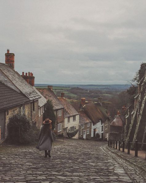 Mystery Adventure Aesthetic, Miss Marple, Adventure Aesthetic, Greatest Mysteries, Jane Eyre, England Uk, Reference Photos, Old English, Home Brewing