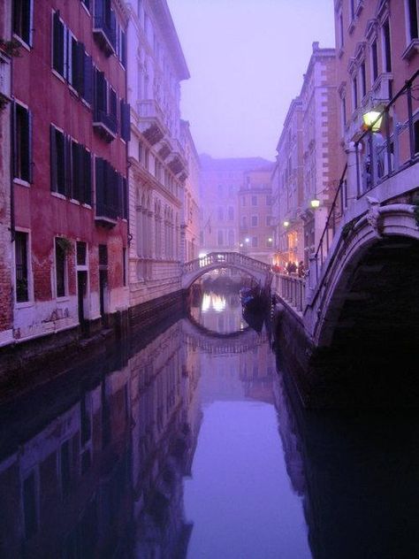 Blue Dusk, Venice, Italy photo via honeymoon Croquis Architecture, Venice Canals, Voyage Europe, Italy Photo, To Infinity And Beyond, A Bridge, Venice Italy, Oh The Places Youll Go, Bologna