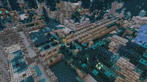 Minecraft Warden Aesthetic, Ancient City Concept Art, Ancient City Minecraft, Minecraft Ancient City, City In Minecraft, Minecraft Temple, City Concept Art, Minecraft Sheep, Desert Temple