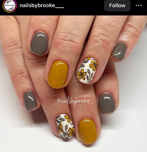 November Nail Designs, Brown Nail, November Nails, Fall Nail Trends, Floral Nail Designs, Fall Acrylic Nails, Party Nails, Short Nail Designs, Nail Art Inspiration