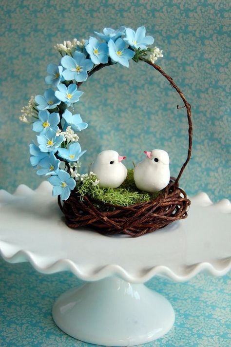 Bird Cake Topper Wedding, Handmade Bread, Lose Yourself, Bird Nest, Handmade Furniture, Cold Porcelain, Forget Me Not, Polymer Clay Crafts, Wedding Cake Toppers