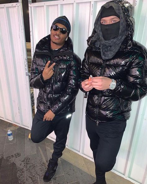 🥵Mr Sauce or Drip🥶(3K?) on Instagram: “Sauce🥵 or Drip🥶 @mizzmunii @marsmunii If ur seeing this on #explorepage be sure to #comment and #follow Follow @dripcln Follow @dripcln…” Nyc Mens Fashion, People Wearing Masks, Boys Fashion Dress, Nyc Drill, Uk Drip, Drip Fits, Mens Down Jacket, Shiny Jacket, Black Men Fashion Swag