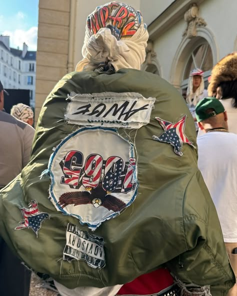 Details at the “AMERICAN SABOTAGE” runaway show by A$AP Rocky (2024). American Sabotage Asap Rocky, American Sabotage, My Safe Space, Inspo Fits, Asap Rocky, Fashion Street Style, High Fashion Street Style, Funky Art, Safe Space