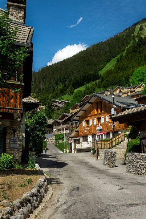 Chatel, Haute-Savoie, France - charming Alpine Ski Village Alpine Mountains, Swiss Village, Switzerland Mountains, Ski Village, Alpine Ski, Alpine Village, Alpine Skiing, Mountain Village, Lake Geneva