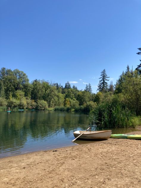 Summer Lake House Vibes, Lake Beach Aesthetic, Lake Days Aesthetic, Lake Aesthetics Summer, Summer By The Lake, Calm Photos, Lake Core, Small Beach Cottage, Archers Voice