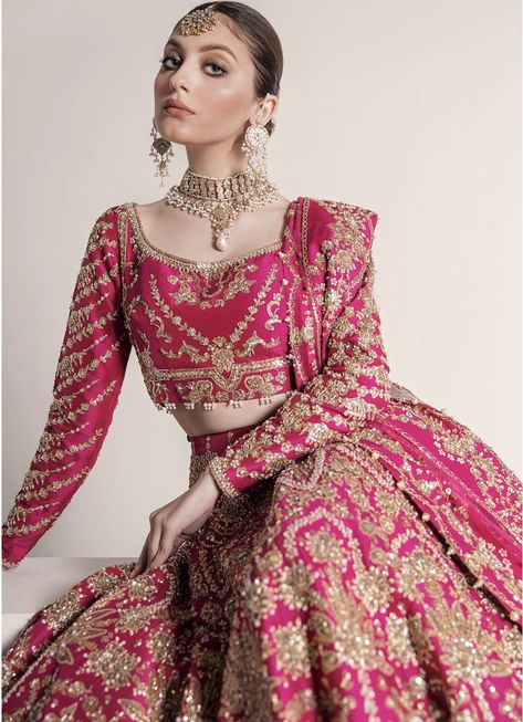 Pakistani Bridal Couture, Boutique Suit, Orang India, Punjabi Boutique, Suit Punjabi, Ali Xeeshan, Red Bridal Dress, Latest Bridal Lehenga, Desi Wedding Dresses