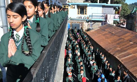 Morning Assembly, School Assembly, Schools Around The World, School Assemblies, School Images, Walk To School, Christian Science, 17 December, India School