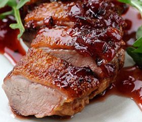 Sandwiches Board, Plum Sauce Recipe, Belly Pork, Plum Recipes, Plum Sauce, Sharp Knife, Christmas Food Dinner, Chutney Recipes, Coriander Seeds