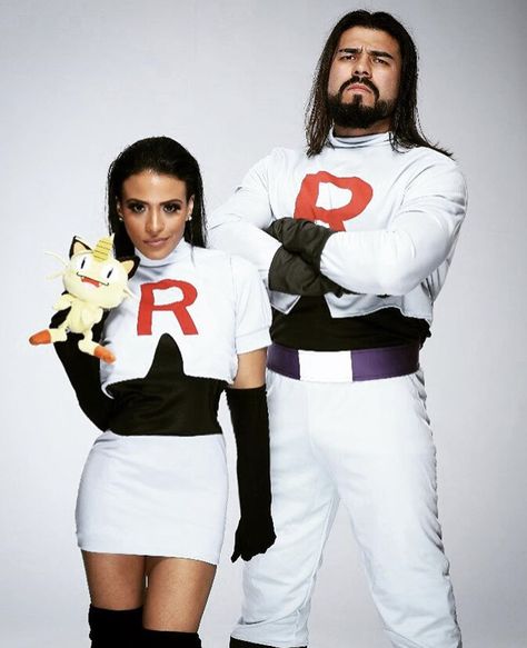 Team Rocket Pokemon Costumes Women, Pokemon Halloween Costume, Cosplay Couple, Zelina Vega, Halloween Parejas, Pokemon Costumes, Best Couples Costumes, Easy Halloween Party, Duo Costumes