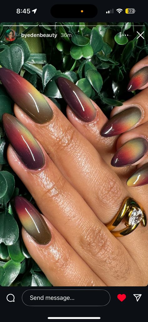 Boho Dip Nails, Geode Nails Acrylic, Cat Eye Aura Nails, Winter Aura Nails, Almond Aura Nails, Earth Tone Nails Designs, Fall Aura Nails, Earthy Nails Designs, Aura Almond Nails