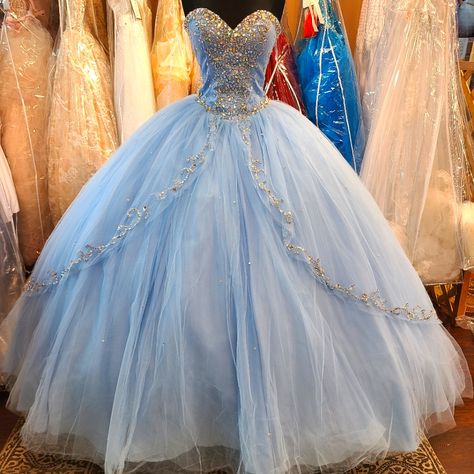 Winter Wonderland Dress Sweet 16, Light Blue And Gold Quinceanera Dress, Light Blue And Gold Quinceanera Theme, Light Blue And Gold Quince, Dusty Blue Quinceanera Dresses, Quinceanera Dresses Baby Blue, Light Blue Ballgown, Cinderella Sweet 16 Ideas, Quinceanera Dresses Light Blue